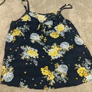 Moving Sale! 🔥 Torrid floral tank